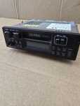 Radio Volvo CR-902