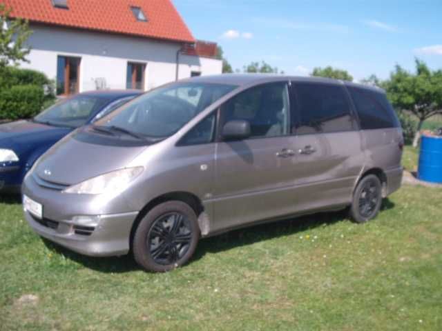 Toyota Previa 2.0 D4D 116 Koni