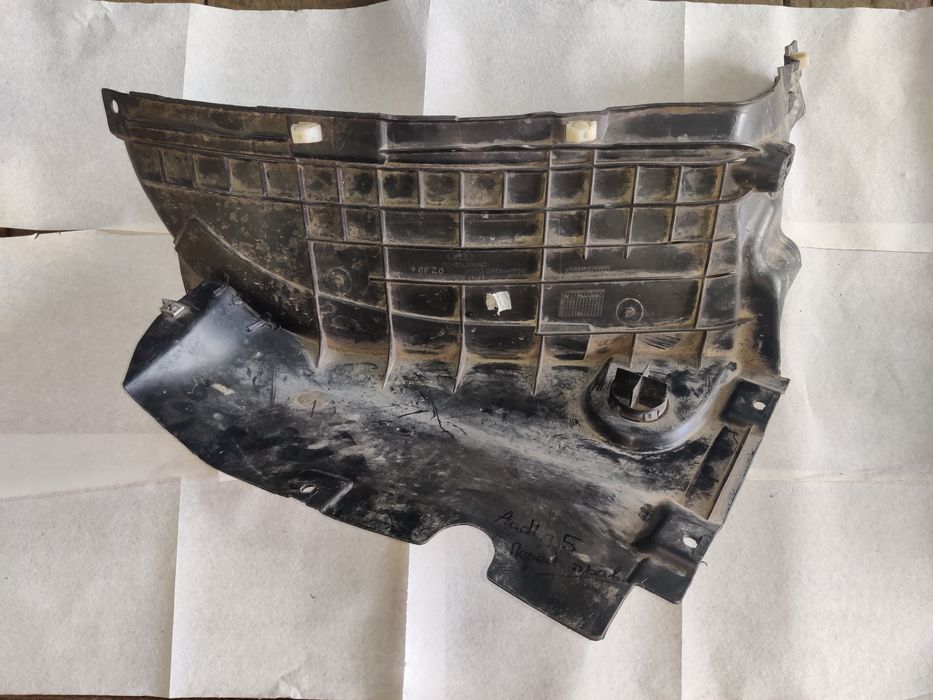 Розширювальний бачок ауді Q5 80A