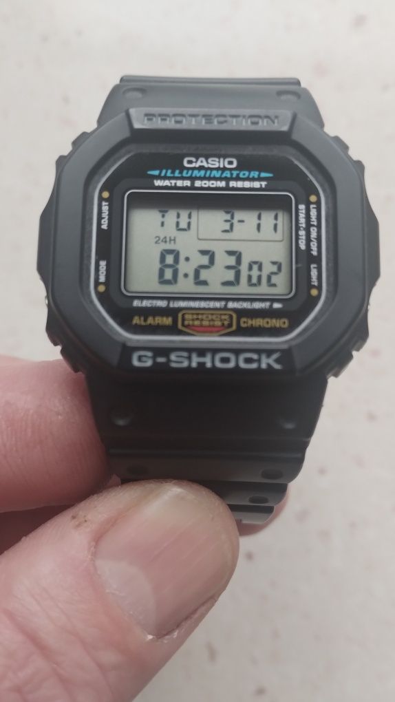 Годинник Casio g- shock dw5600e.