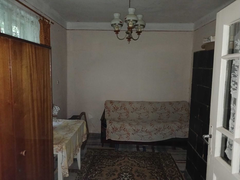 Будинок на дві сім'ї в с. Гут біля майбутнього термального комплексу