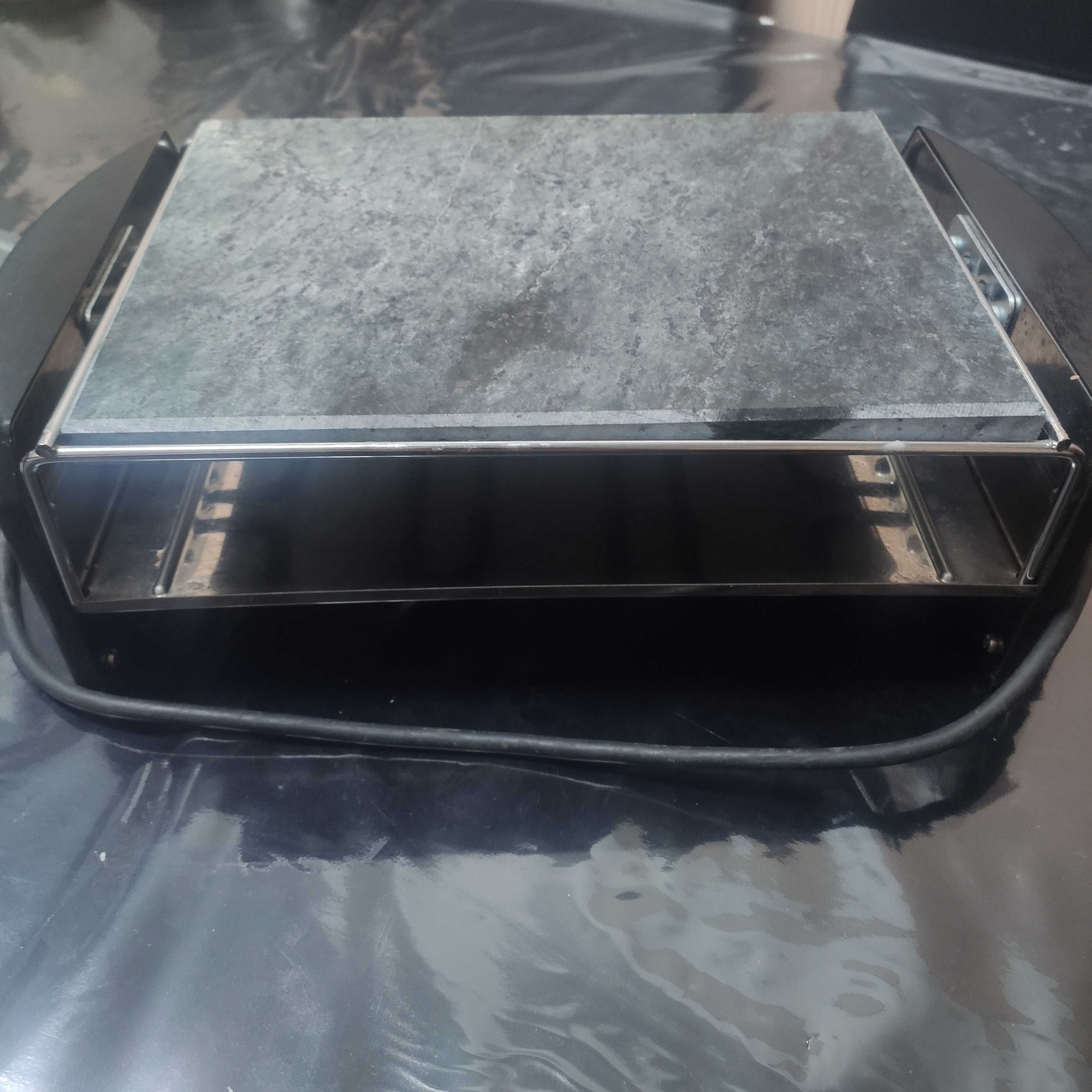 Grelhador eléctrico com pedra