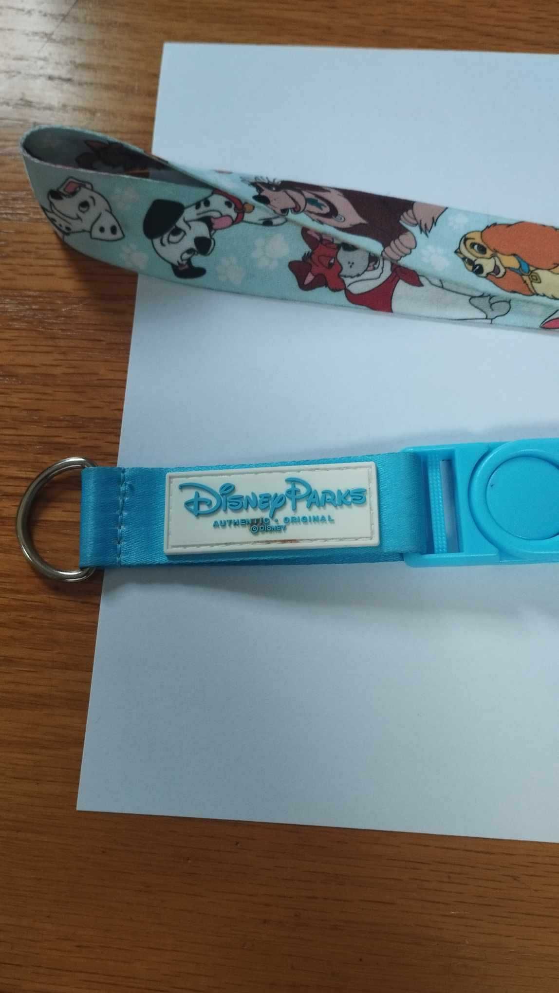 Porta-Chaves da Disney Parks - Azul Turquesa