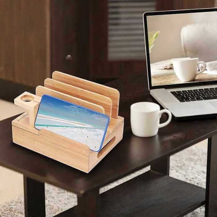 Estação de Carregamento USB de Bambu para Dispositivos