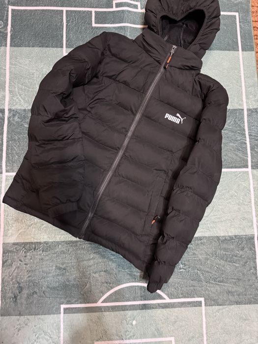 Продаю класну куртку на хлопця 13  років розпродаж