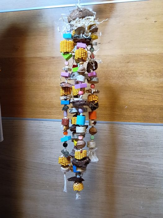 Duży Gryzak dla Papug – Ręcznie Robiony 75cm