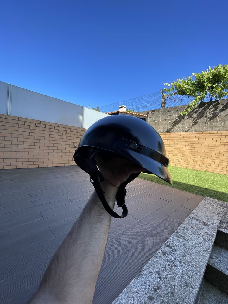 Vendo ou troco capacete novos