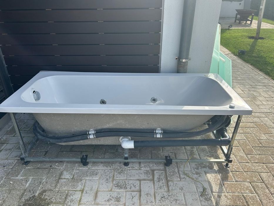 Banheira de hidromassagem - Aceito propostas