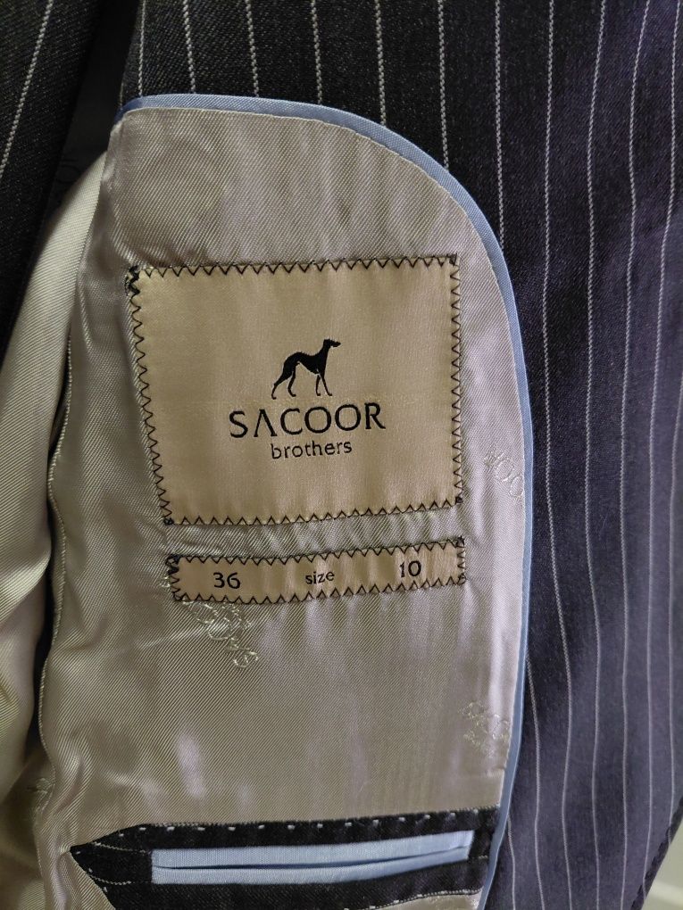 Conjunto Sacoor Blazer + Calças. Pouco usado