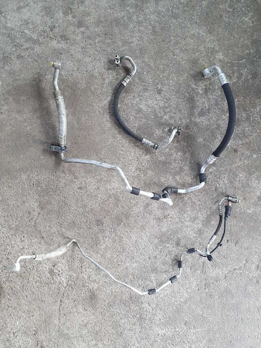 Przewody rury węże klimatyzacji Vw Golf 5 V 1.9 tdi BRU 04r szczelne