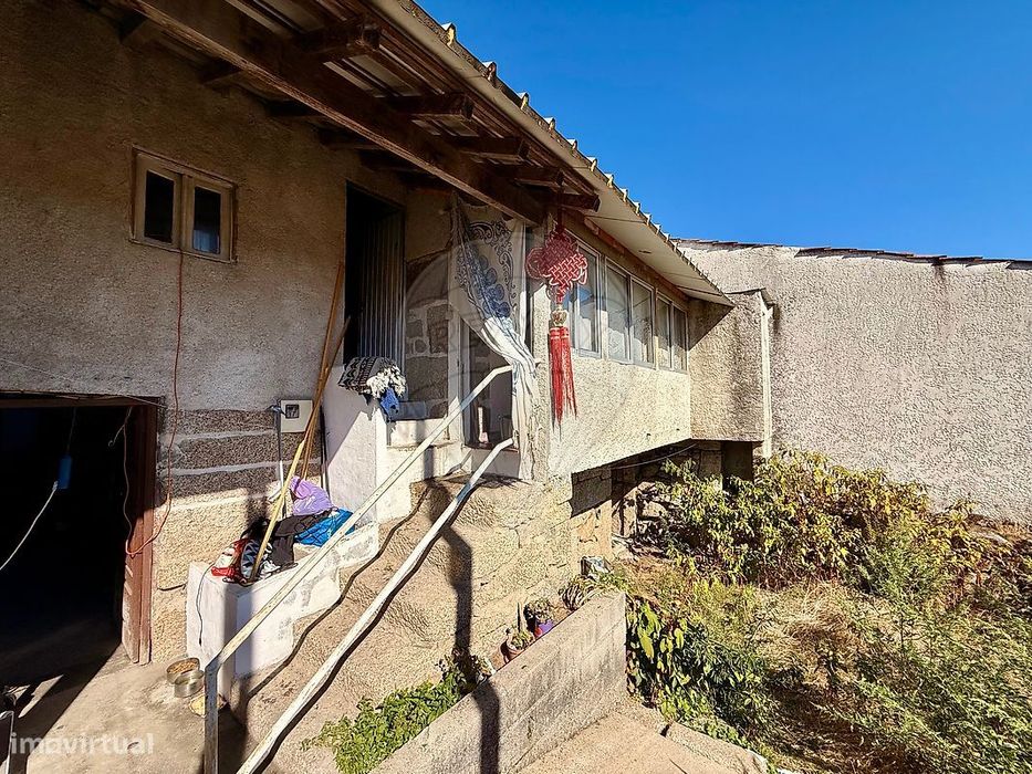 Moradia T2 para venda