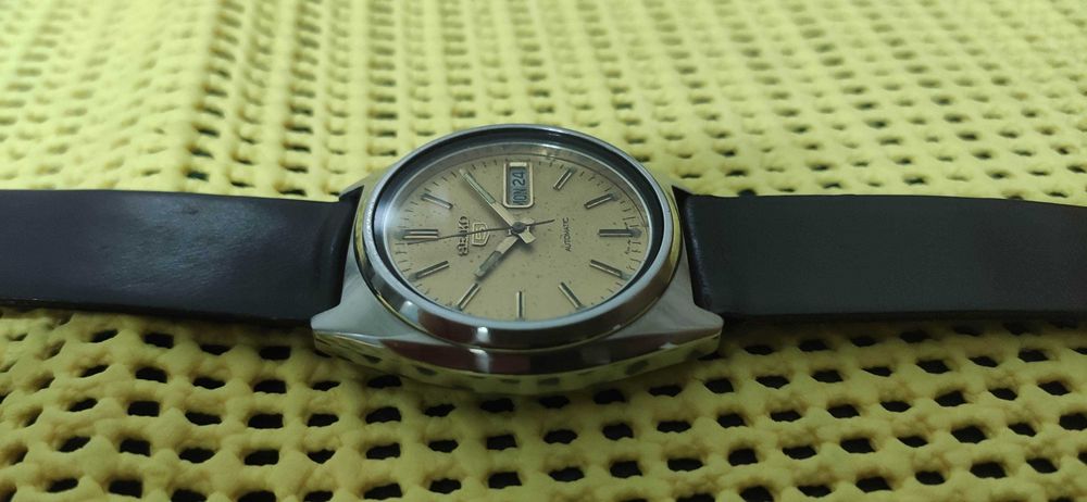 Relógio antigo SEIKO 5 automático
