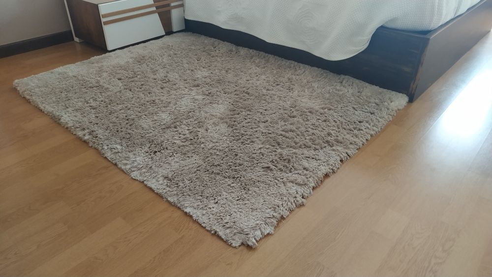 Carpete premium de pêlo extra longo bege brilhante