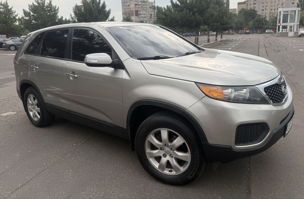 Kia Sorento LX 2012