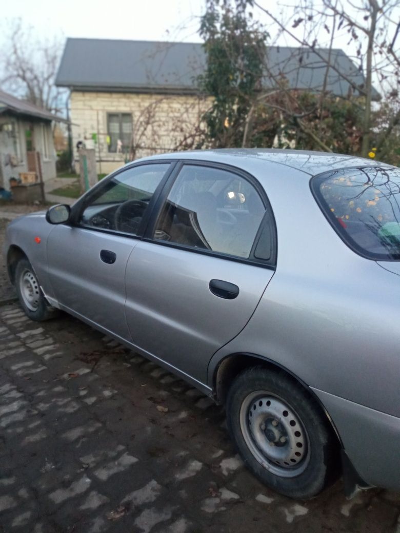 Део Sens 2007 року