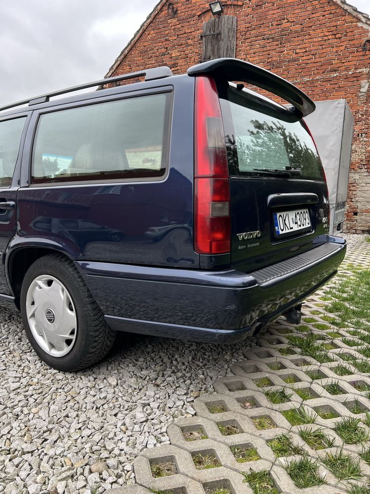 Sprzedam Volvo v70 2.5 tdi