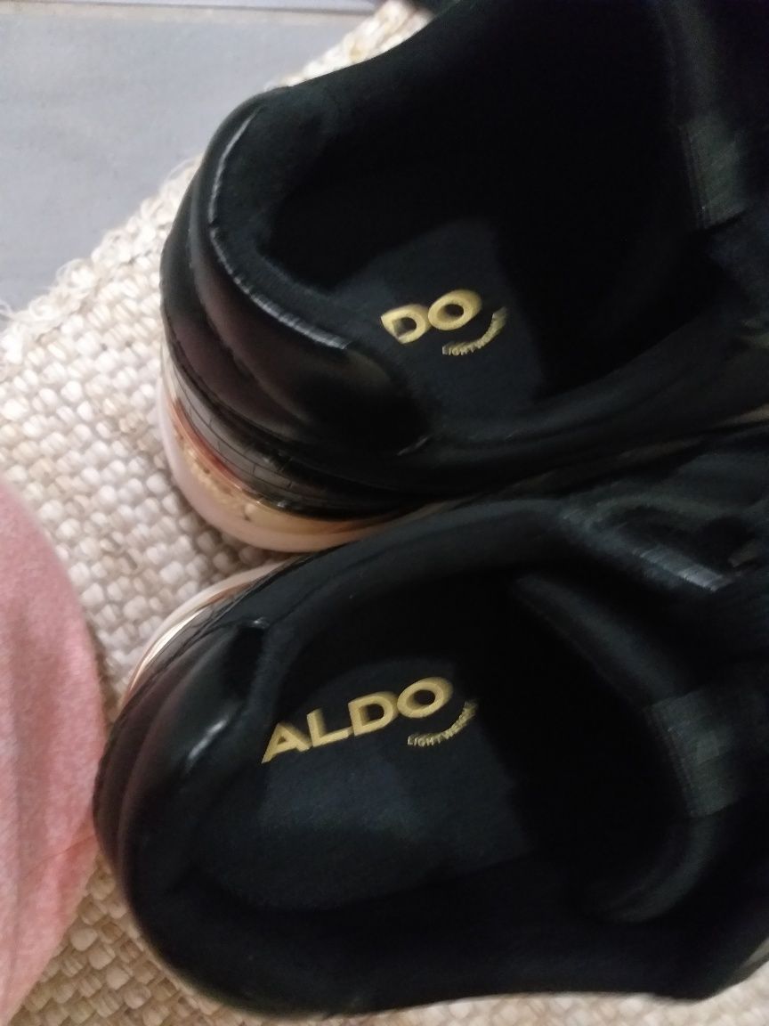 Tennis pretos Aldo