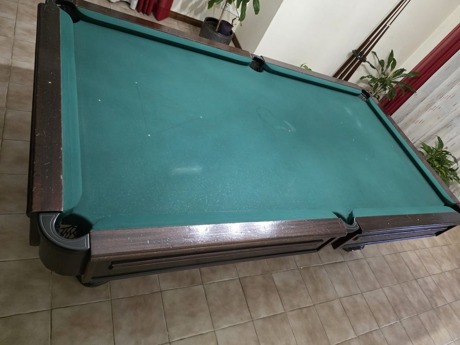 Mesa de Bilhar Clássica com Tacos e Bolas – Bom Preço!