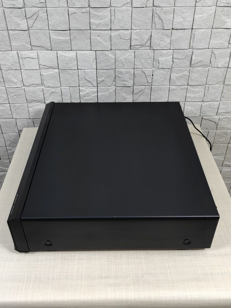 Onkyo DX-7555 Audiofilski odtwarzacz płyt CD