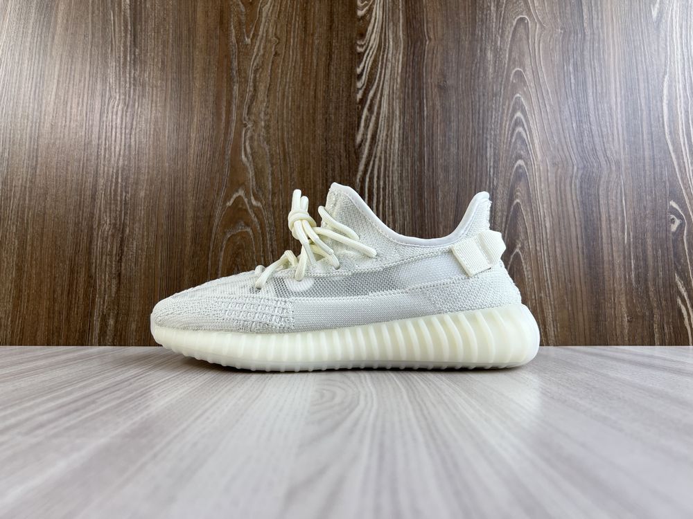 Yeezy 350 v2 bone