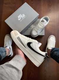 Nike Blazer White & Black