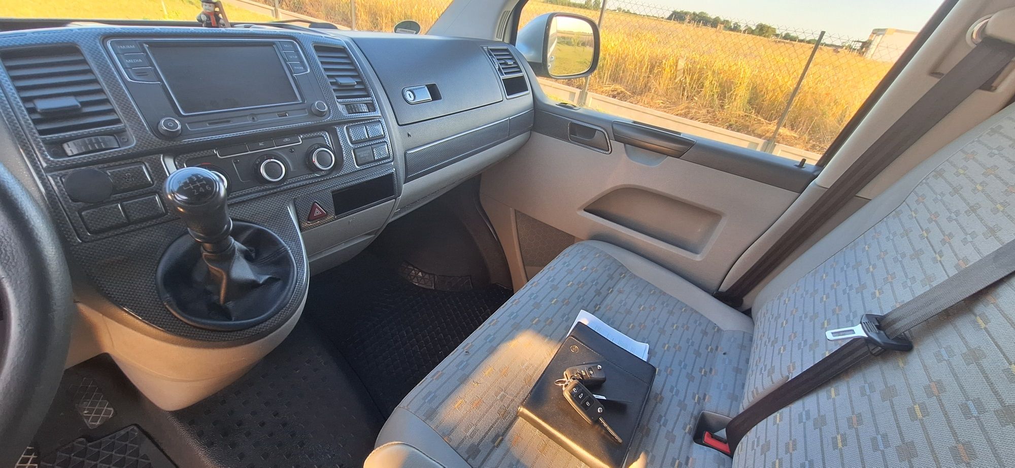VW T5. 2.0 tdi 140KM