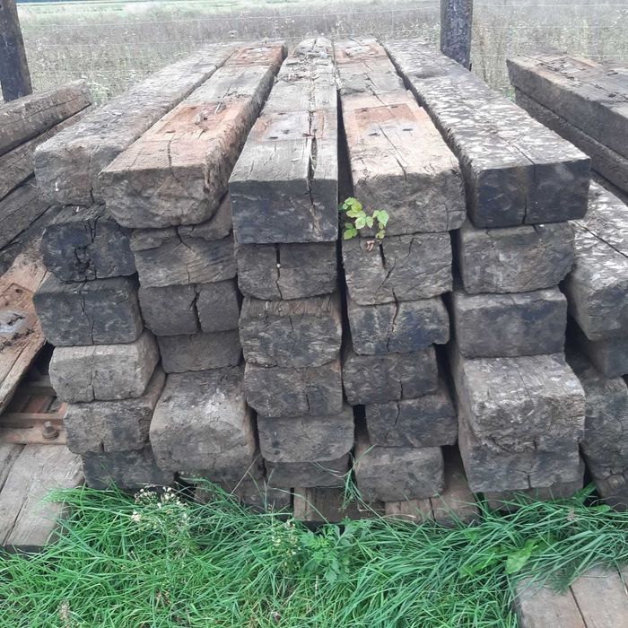 Słupki na ogrodzenie dla koni 15 cm na 25 cm na 260 cm