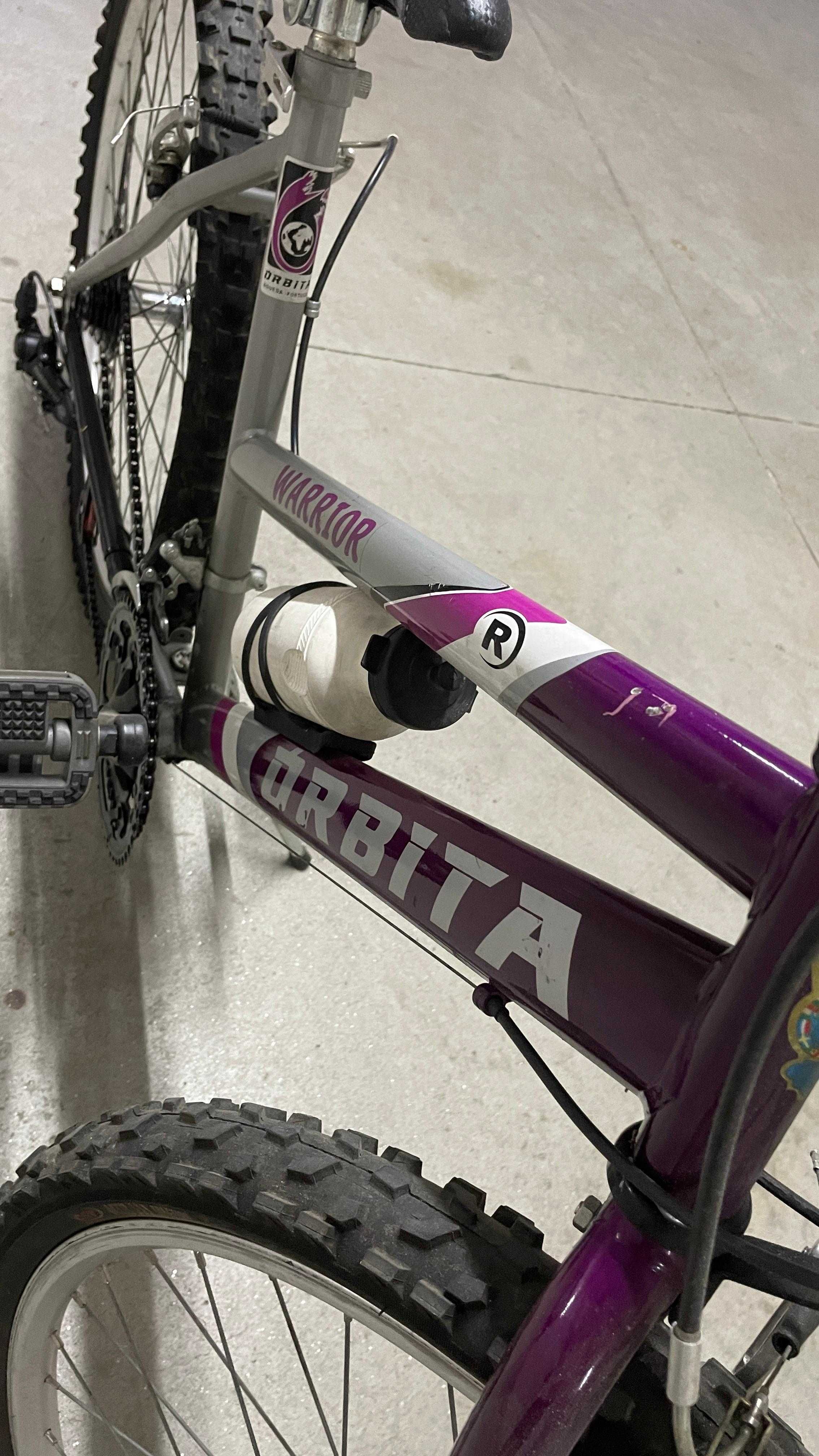 Bicicletas em boas condições
( para desocupar )