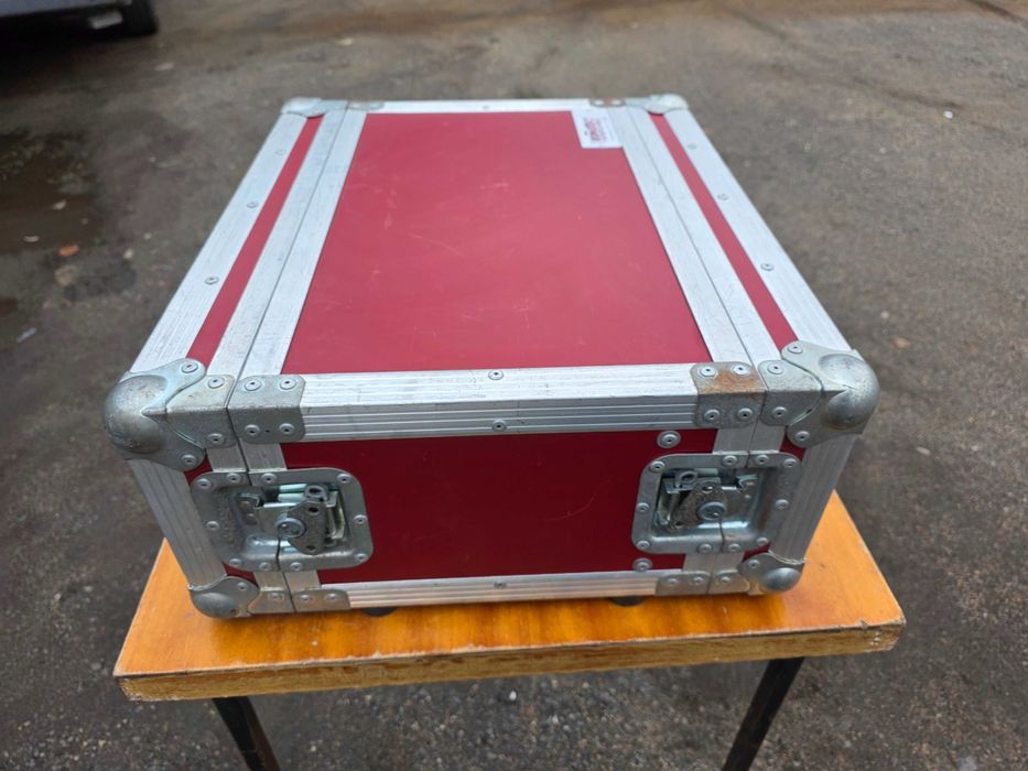 RACK 4U 1x szyna (34cm do klapy) double door case FAKTURA