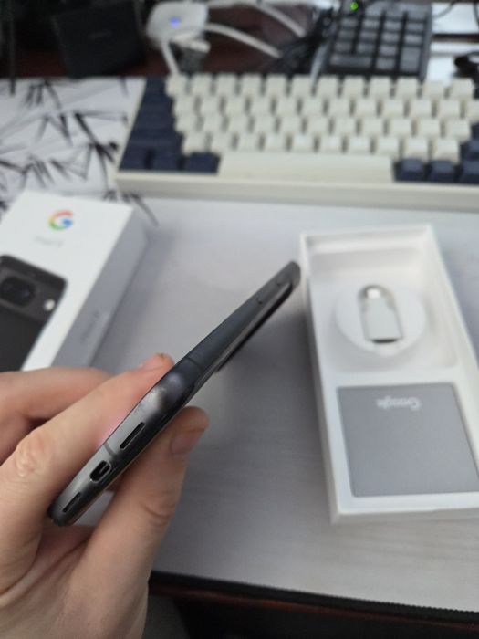Google pixel 8 Идеальное состояние | Менялся экран | 2 чехла в подарок