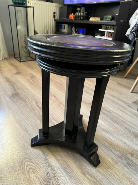 Krzesło, krzesełko, taboret - pianino, itd.
