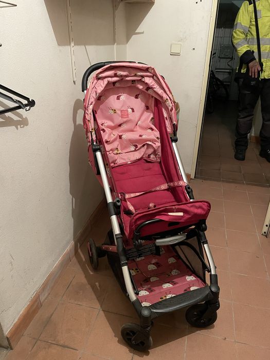 Carrinho travel size Cosatto