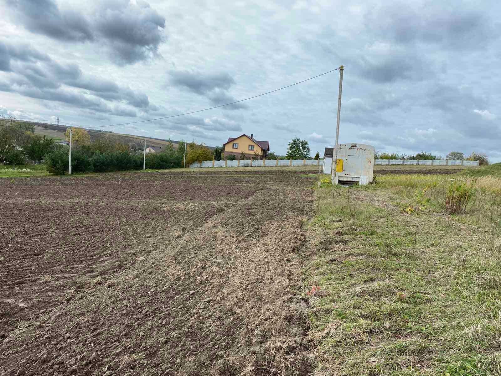 Земельна ділянка під будівництво у Карпилівці