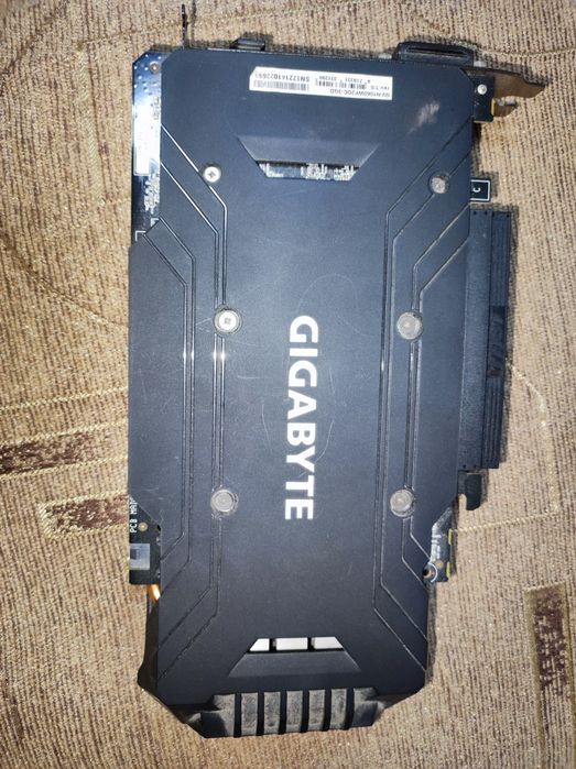 Відеокарта Gigabyte GTX 1060 3 GB (GIGABYTE GV-N1060WF20C-3GD)