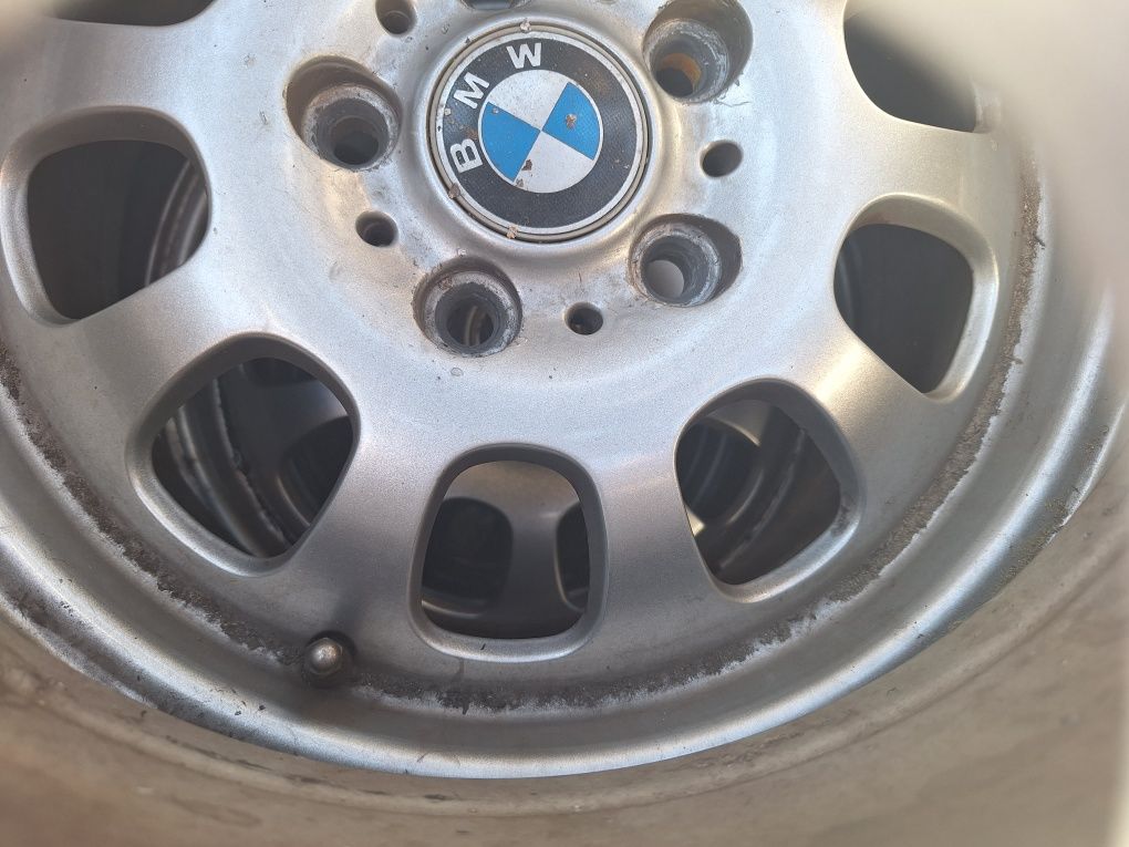 Alufelgi komplet zestaw BMW 15 cali x4 sztuki