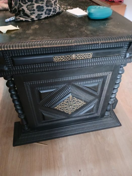 Vende-se Móvel e secretária em pau santo