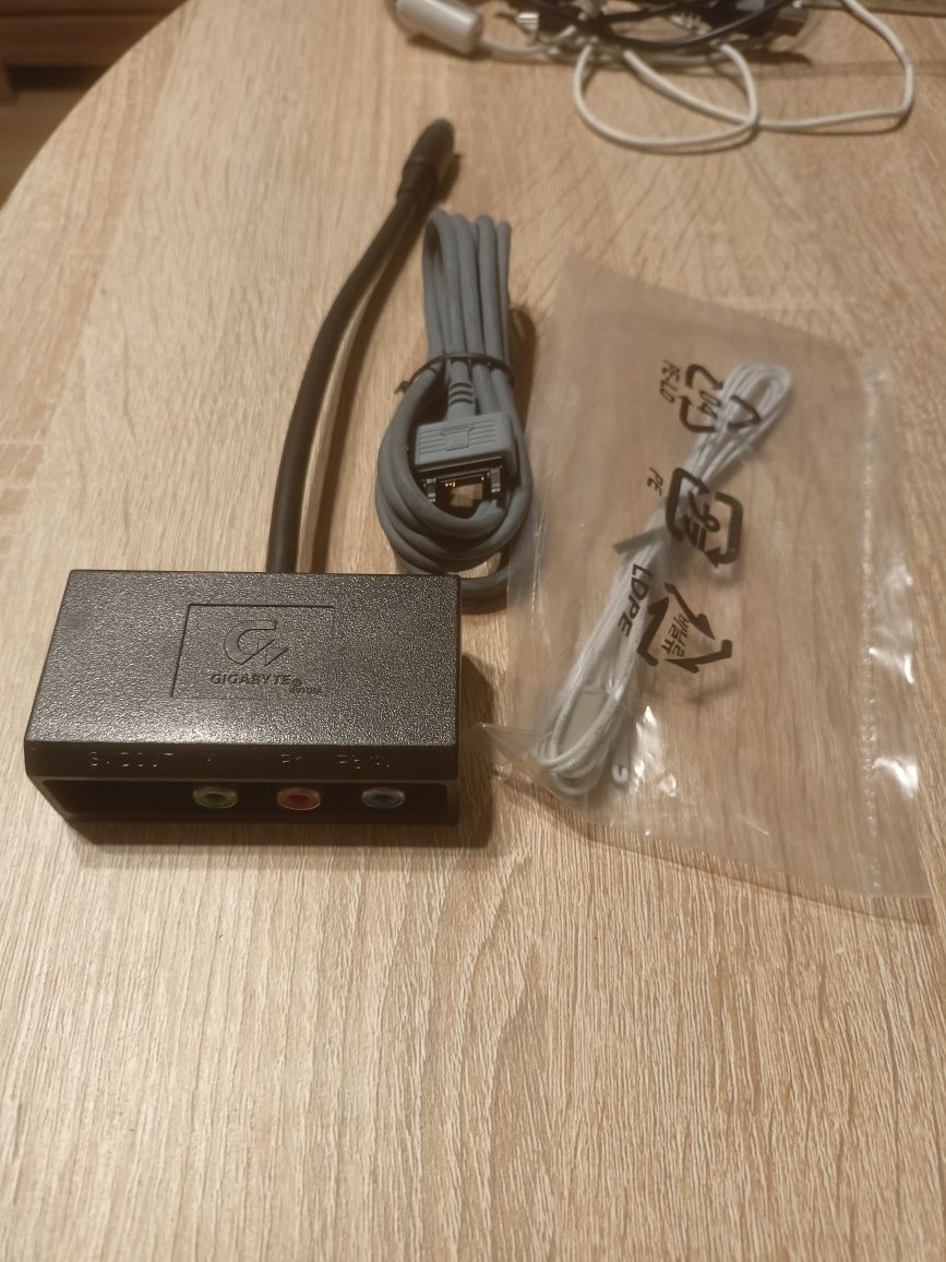 Kable różne audio plus video