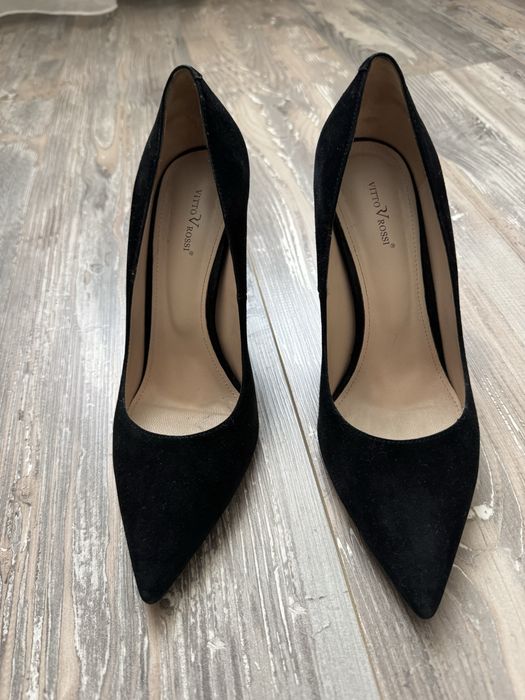 Туфлі на підборах , натуральна замша