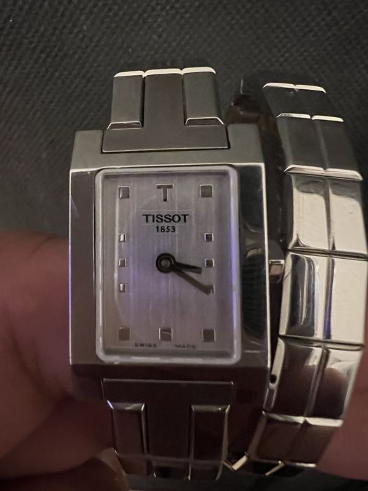 Relógio Tissot 1853 e pulseira de senhora, nunca usado