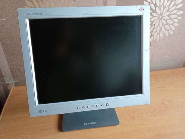 Monitor 15 cali. LG FLATRON L1510S