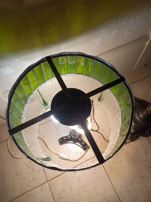 Secesyjna lampa gabinetowa z brązu