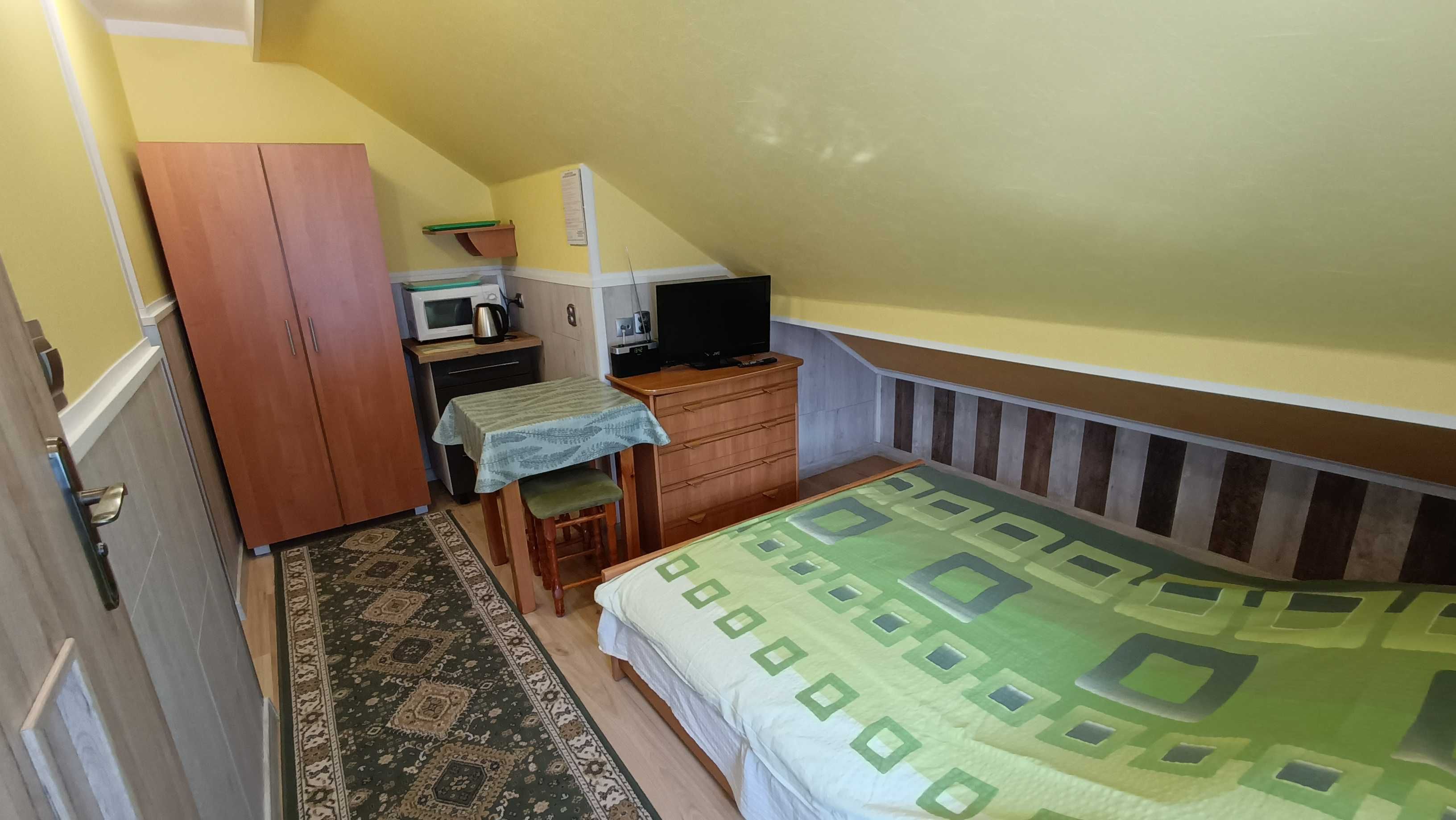 Wolne od 29.08 Apartament i pokoje . Centrum. Noclegi .Góry