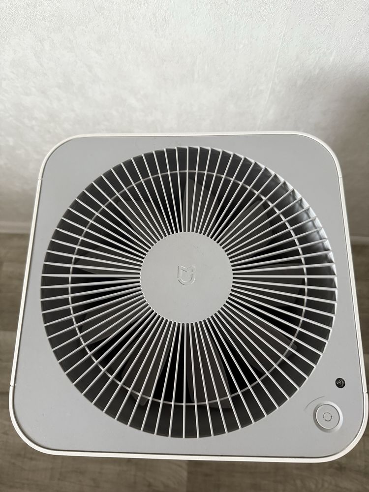 Очищувач повітря Xiaomi Mi Air Purifier Pro