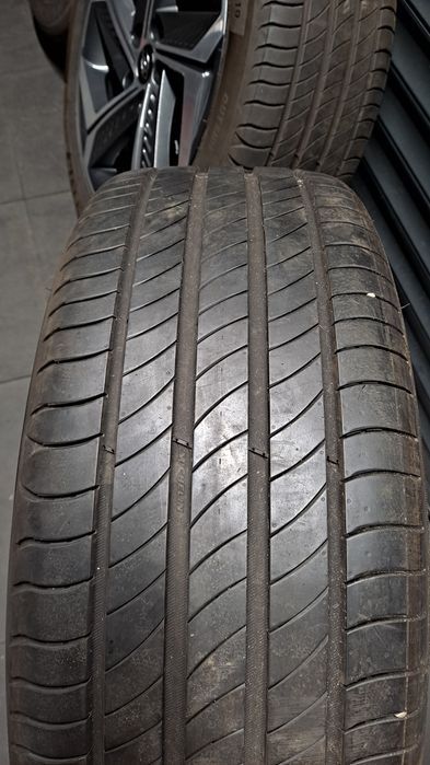 Koła Felgi Hyundai Tuscon IV Oryginał 235/50 19   2022 Rok