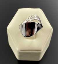 Niesamowity srebrny pierścionek Ag925 r19