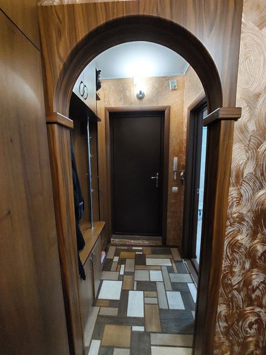 Продаєтся 3х.к Намыв