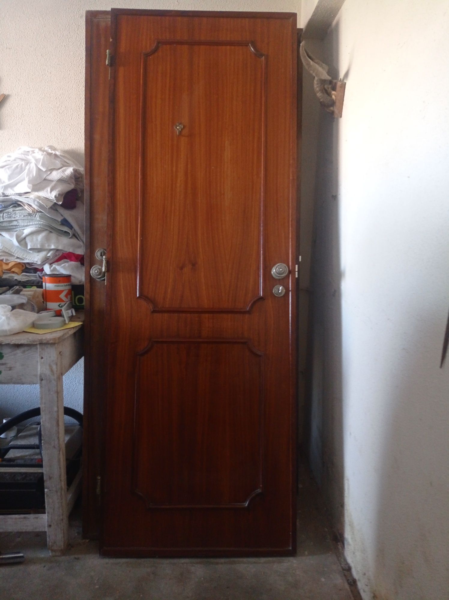 Porta interior usada