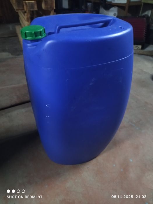 Продам каністри по 55л