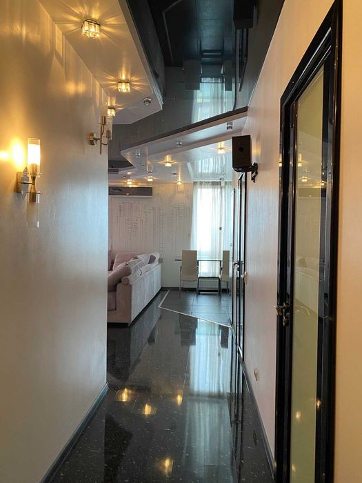 Оренда видової 2-кім. квартири на Харківському шосе, 152.