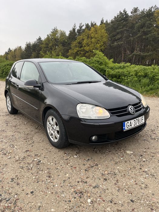 Volkswagen Golf 5 1.9 TDI 2006 rok